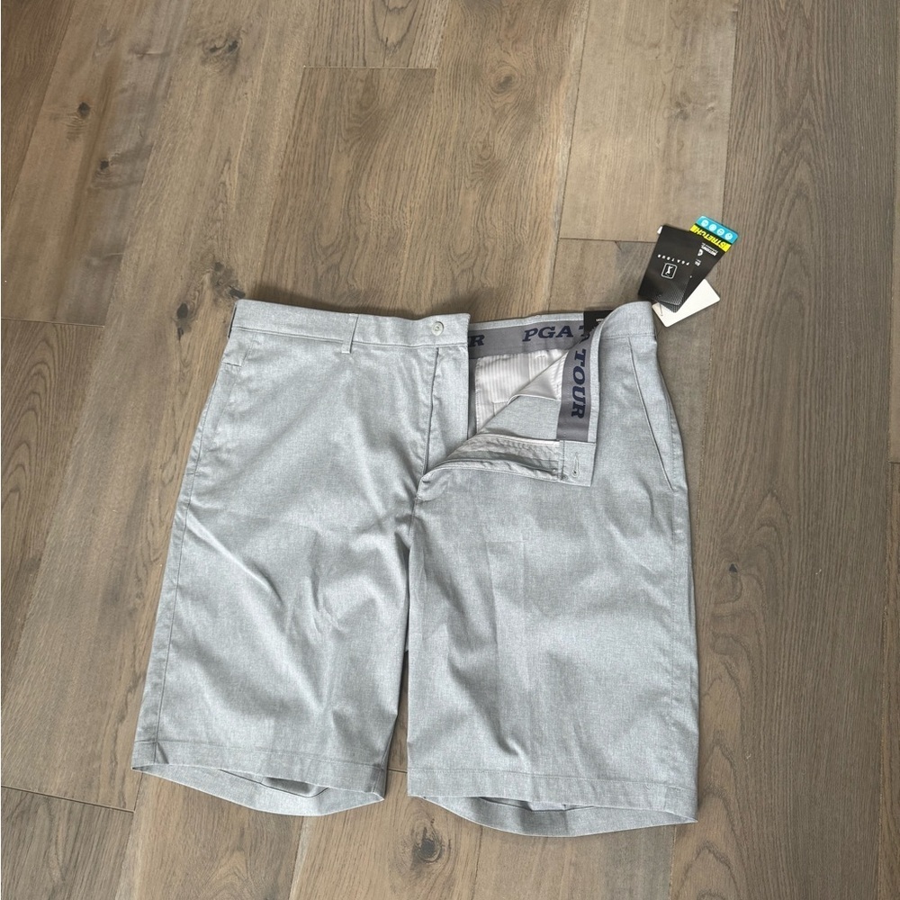 PGA Tour Men's Gray Shorts size 40